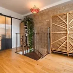 Duplex D\'Exception Et Atypique A Montmartre