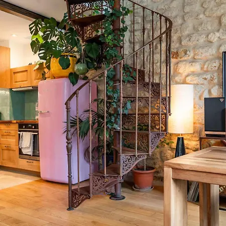 Apartment Duplex D'exception Et Atypique A Montmartre *